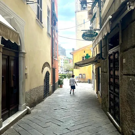Lerici, Tra I Carruggi E Il Mare דירה