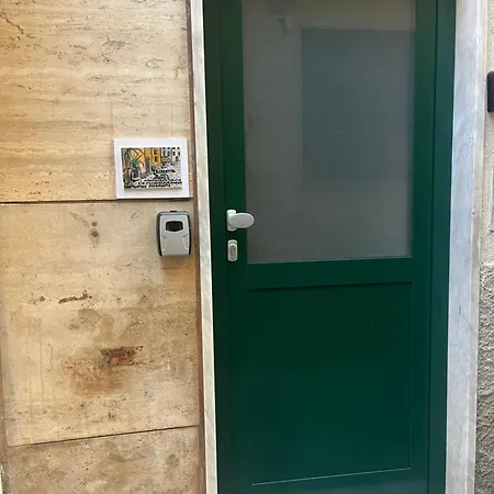 Lerici, Tra I Carruggi E Il Mare *