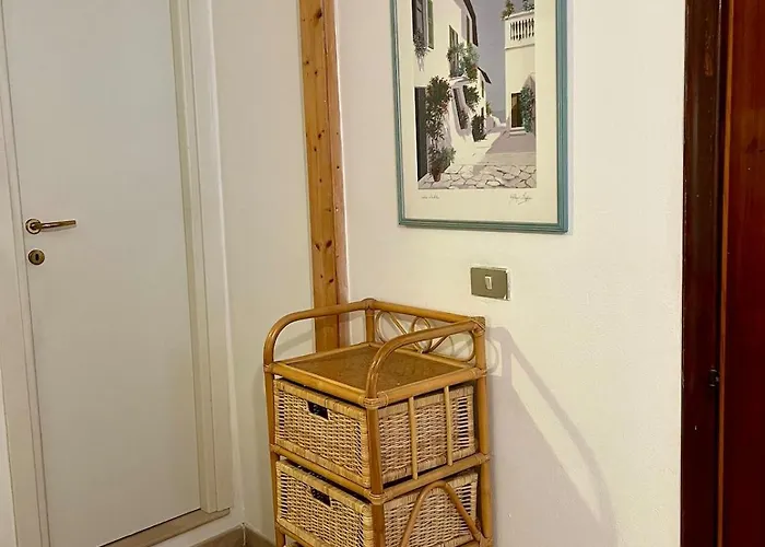 Lerici, Tra I Carruggi E Il Mare Lerici